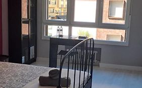 Habitación céntrica enorme parking privado desayuno baño privado