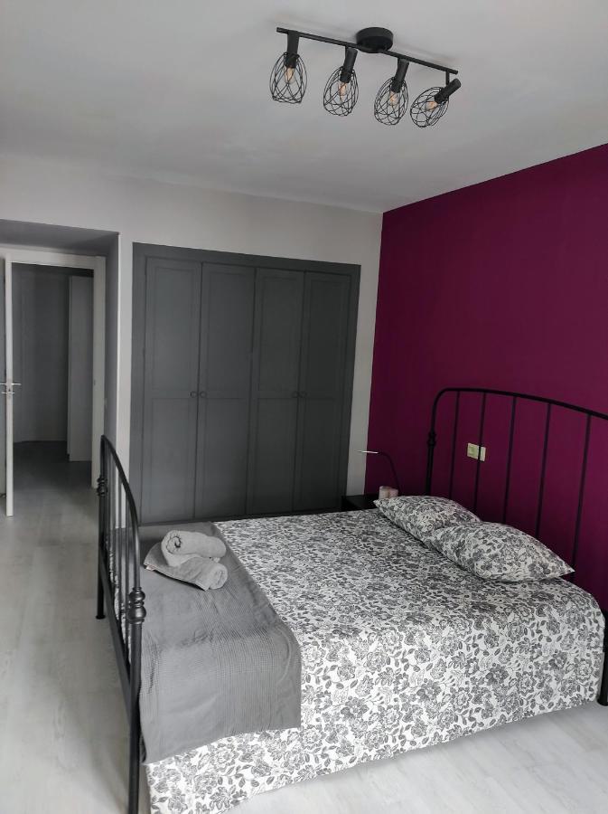 Appartement Habitación céntrica enorme parking privado desayuno baño privado à Oviede Extérieur photo